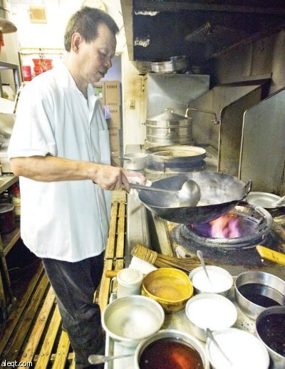 هاواي: الصينيون يفجرون أزمة في زعانف القرش .. والسلطات تحظره