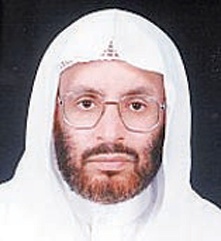آل مبارك: لا يجوز العمل وقت صلاج الجمعة بأي حال