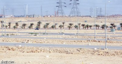 ادفع 50 % والباقي بعد البناء .. أسلوب جديد لتصريف الأراضي في الرياض