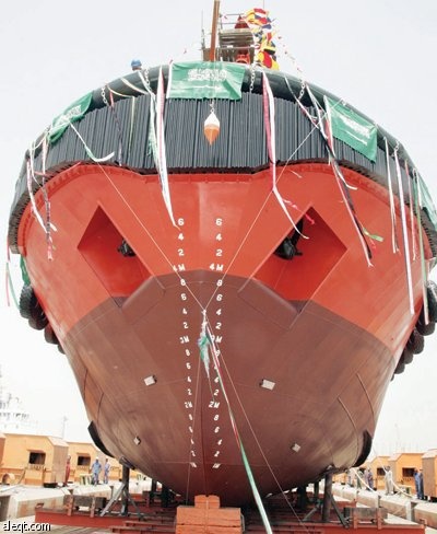 وزير النقل يضع القرينة لأكبر سفينتين قامت ببنائهما «الزامل للخدمات البحرية» في الدمام