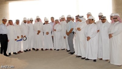 21 مهندسا يطلعون على مشروع «واحة غرناطة» البالغة تكلفته 1.5 مليار ريال