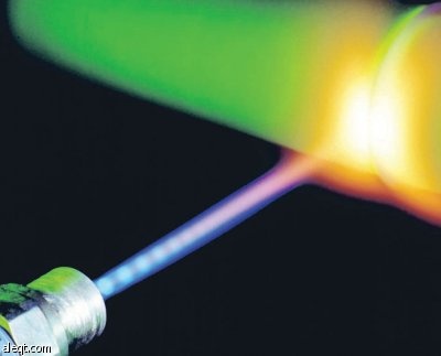 الطيارون الألمان حائرون من أشعة مجهولة تسبب حروقا في شبكية العين