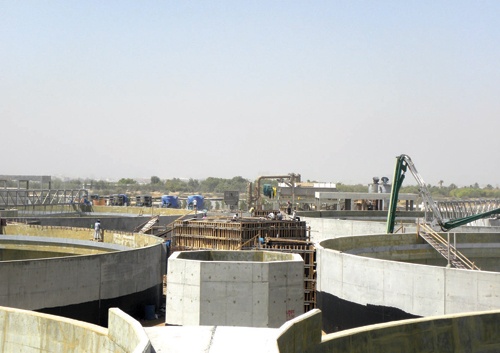 بدء التشغيل التجريبي لمحطة المطار «1» لتجفيف بحيرة الصرف الصحي في جدة