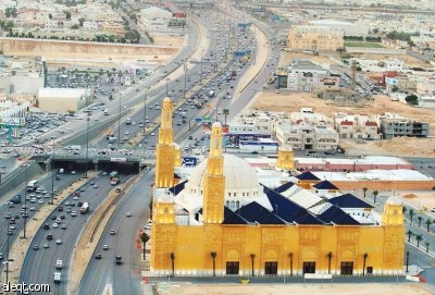 المنجد:  للمساجد فضلٌ ومكانةٌ لأنها بيوت إقامة الشعائر والعبادة