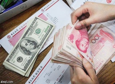 دراسة دولية تنصح الخليجيين بتجاهل الخطوة الصينية وإبقاء الدولار عملة ربط