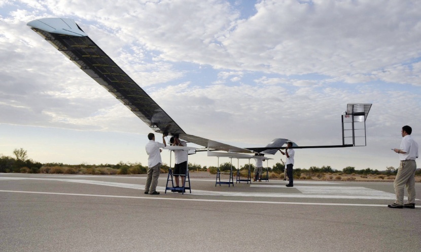 «زفير».. طائرة دون طيار تحلق بالطاقة الشمسية منذ أسبوع