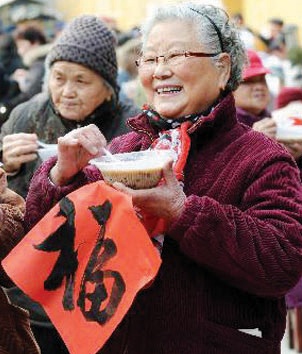 الصين: 170 مليون مسن في حاجة إلى رعاية وخدمات بمستوى مهني رفيع