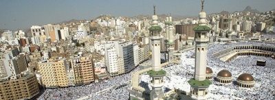 مكة: تقلّص المساحة الإسكانية يرفع سعر الجناح الفندقي إلى 300 ألف