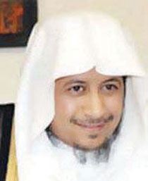 ظاهرة سيئة لدى بعض المصلين في المساجد.. روائح كريهة وإهمال نظافة الملبس والجسد