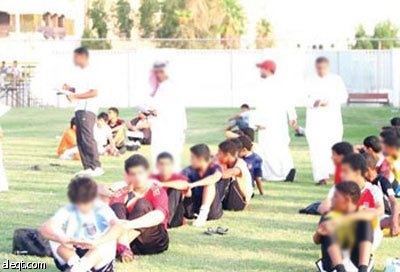 تجاربنا.. هل هناك محسوبية في اختيار اللاعبين في الأندية؟