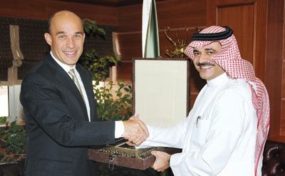 الاتصالات السعودية وRIM: خطوات لتطوير خدمات البلاك بيري في المملكة
