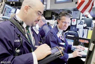 استمرار المخاوف بشأن ديون منطقة اليورو يهبط بالأسواق العالمية