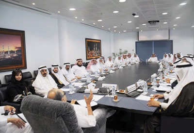 سعوديون ينشئون بنكا تنمويا بمليار جنيه ويطلبون من الحكومة المصرية حماية استثماراتهم