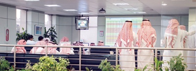 محللون ماليون: مخاوف الشركات من إعادة هيكلتها تضعف أداءها في السوق