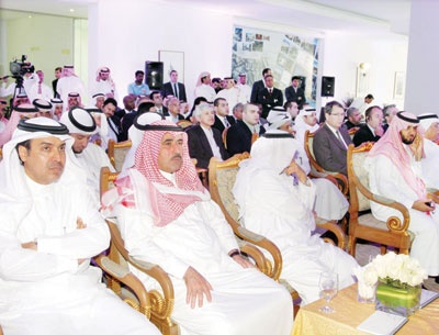 «البوابة الاقتصادية» توقع اتفاقية لإنشاء فندق فيرمونت الرياض