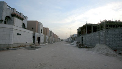 مختصون: الاحتياجات غير المنطقية للأسرة زادت من الأزمة الإسكانية