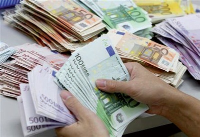 تصنيف البرتغال يهبط باليورو .. والأسهم الأوروبية مستقرة