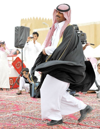 سلطان بن سلمان: «الجنادرية» حافظ على تراثنا وفرض نفسه على خريطة السياحة الثقافية