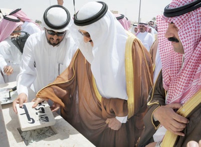 قرار توزيع الأراضي الجديد صدر من مجلس الوزراء..  و«البلديات» مجرد منفذ للقرار