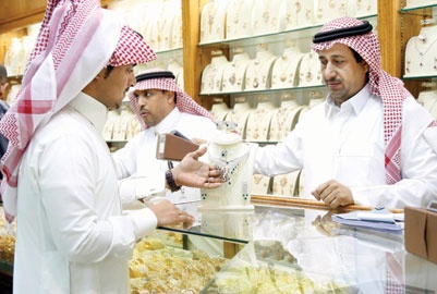 نائب رئيس اللجنة الوطنية للمعادن الثمينة: التداولات على الذهب أصبحت ورقية