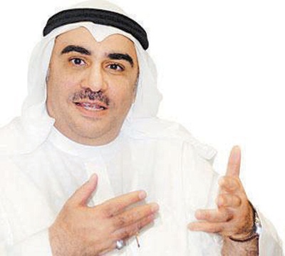 وزير العمل لـ "الاقتصادية" : إغلاق المحال النسائية المخالفة لقرار التأنيث وسحب رخصها