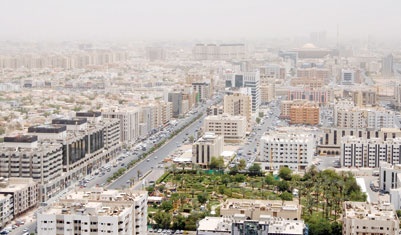 عقاريون: توفير المسكن أولى من منح الموظفين بدلا عنه