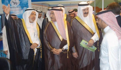 وزارة النقل: عطاءات المقاولين هي التي تحدد تكلفة مشروع الجسر البري الذي  يربط الشرق بالغرب