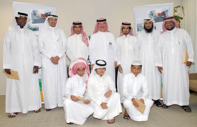 البنك الأهلي يكافئ الطلاب الأيتام المتفوقين في كل مناطق المملكة