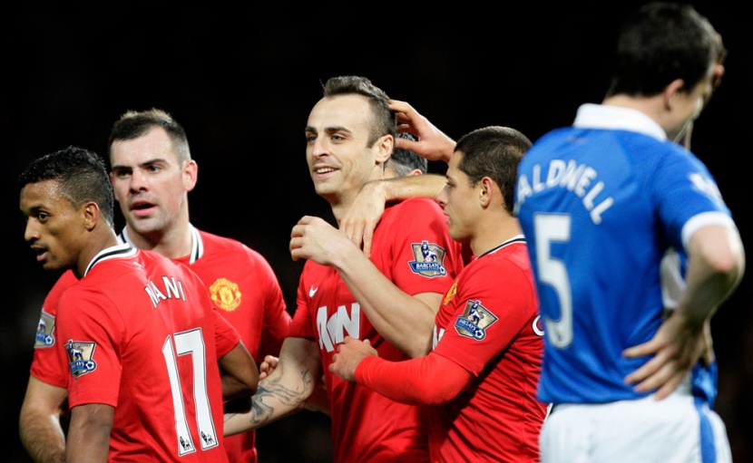 مانشستر يونايتد يضرب بقوة ويقاسم سيتي الصدارة "فيديو"