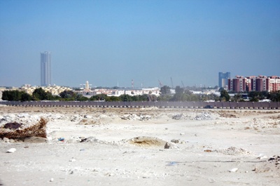 عقاريون: تحول الأراضي إلى سلعة استثمارية يمنع استثمار 50 % منها سكنيا