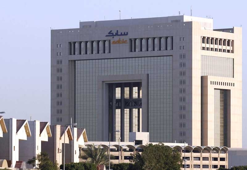 انخفاض أرباح سابك 10% إلى 5.2 مليار ريال