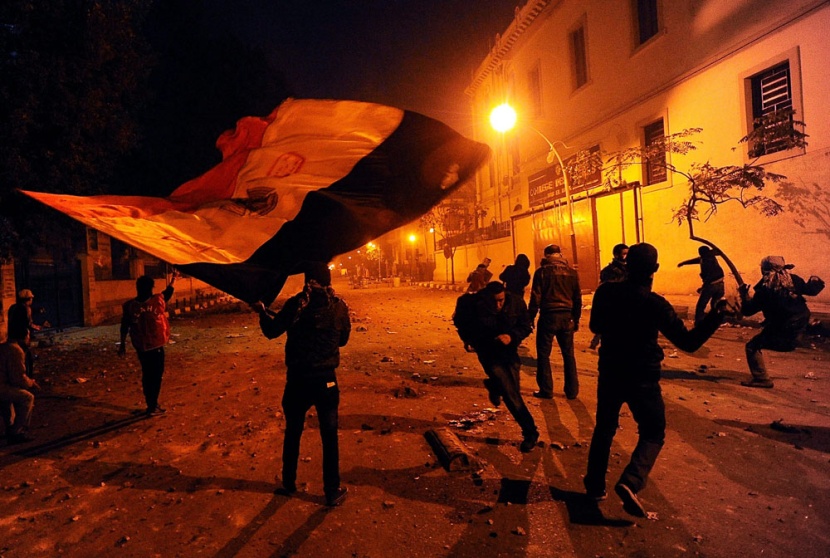 ارتفاع عدد مصابي الاشتباكات بين المتظاهرين وقوات الأمن المصرية إلى 1482 شخصا