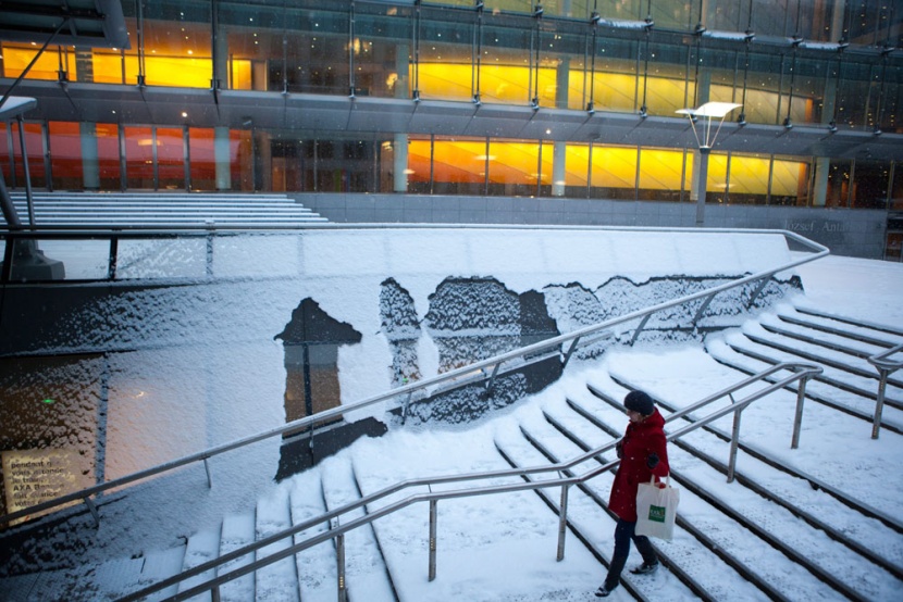 ارتفاع عدد قتلى موجة البرد الشديد في أوروبا إلى 190 (فيديو)
