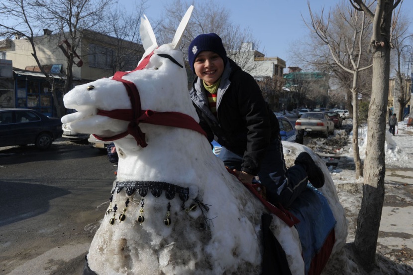 360 عدد ضحايا موجة الصقيع والثلوج في أوروبا (فيديو)