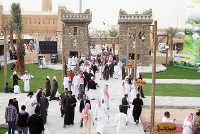 «صخرةعنترة» واجهة جناح القصيم في الجنادرية