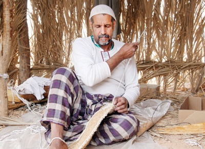 «صخرةعنترة» واجهة جناح القصيم في الجنادرية