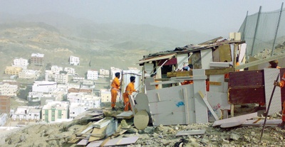 لجنة تطوير العشوائيات في منطقة مكة تستعرض المسودة النهائية لآلية تثمين العقارات