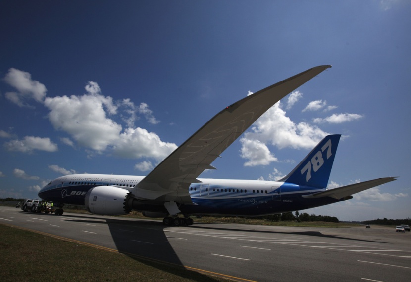 طائرة بوينغ دريملاينر أقل استهلاكاً للوقود بنسبة 20 % - فيديو - صور