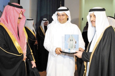 تكريم «موبايلي» لدعمها مؤتمر الزهايمر الدولي