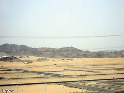 الشراكة الحكومية مع القطاع الخاص في تطوير مخططات المنح كفيلة بحل أزمة الإسكان