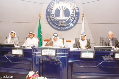 «الإسكان»: توقيع عقود لإنشاء 80 ألف وحدة سكنية قبل نهاية 2012