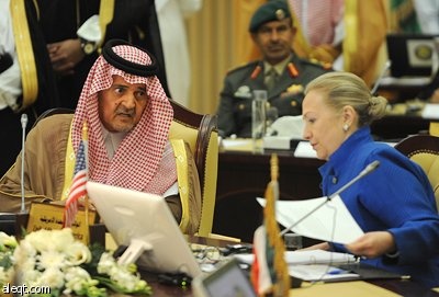 وزير الخارجية تسليح المعارضة السورية "واجب" - فيديو