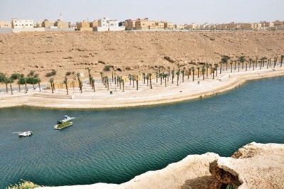 نمار ولبن .. سياحة مائية وتنزه في بطون الأودية - فيديو