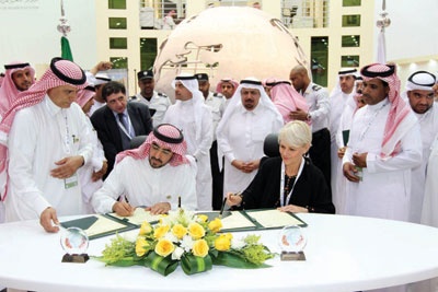 دعوة للانتقال من التركيز على نقل المعلومات إلى استحضارها - فيديو