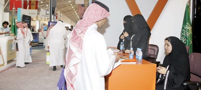 دعوة للانتقال من التركيز على نقل المعلومات إلى استحضارها - فيديو