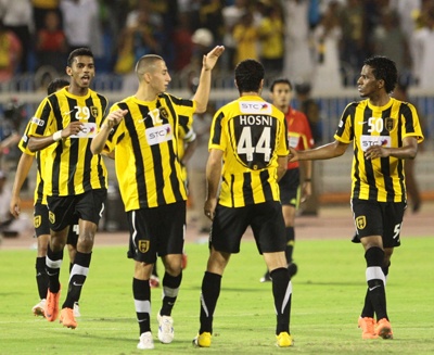 الاتحاد والهلال .. "حبايب" في جدة - فيديو