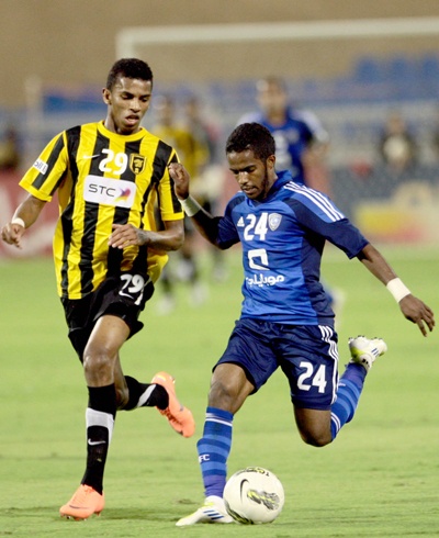 الاتحاد والهلال .. "حبايب" في جدة - فيديو