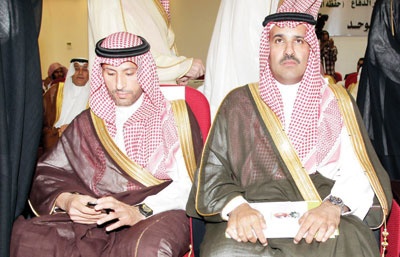 وزير الدفاع: نحن نعيش في بلد الخير والتلاحم والتعاون - فيديو