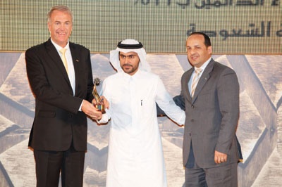 «بارك إن الخبر» يفوز بجائزة أفضل فندق 4 نجوم في المملكة لعام 2011