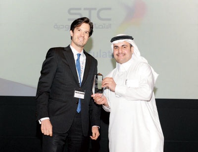 «الاتصالات السعودية» تتوّج بجائزة أفضل مشغل لخدمات الهاتف المحمول في الشرق الأوسط